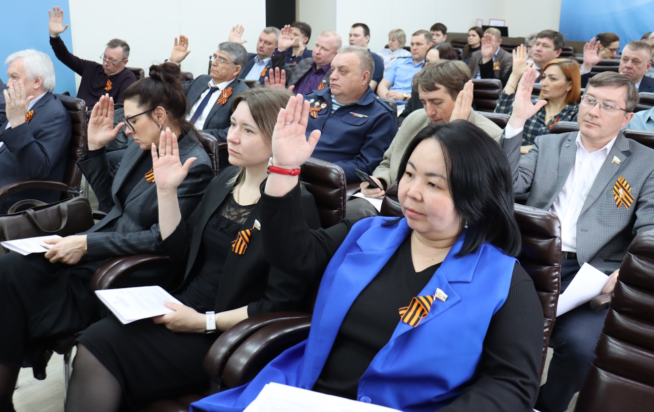 Депутаты рассмотрели вопрос организации детского отдыха летом